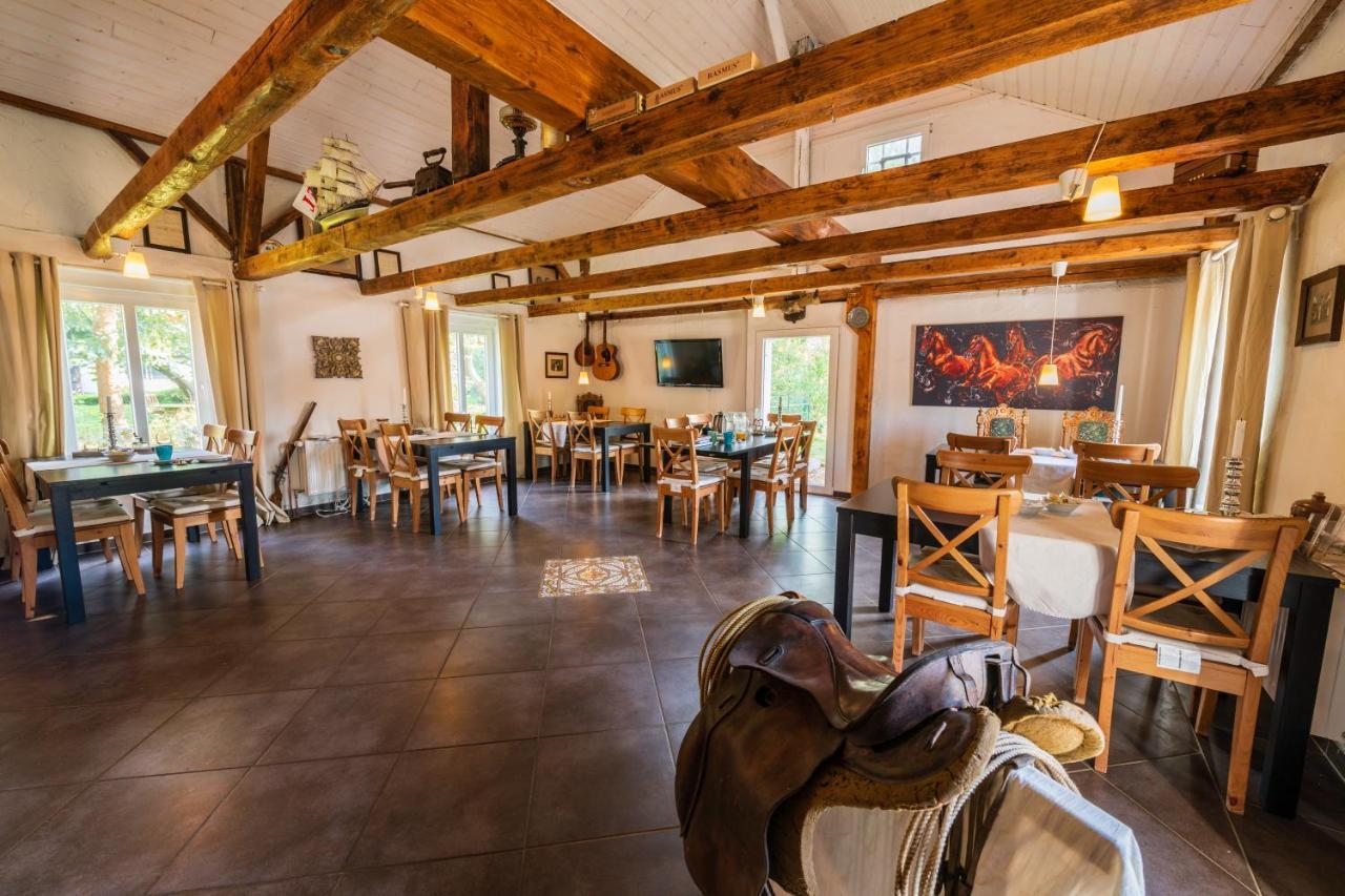 Landhotel Rehedyk Sankt Michaelisdonn Esterno foto